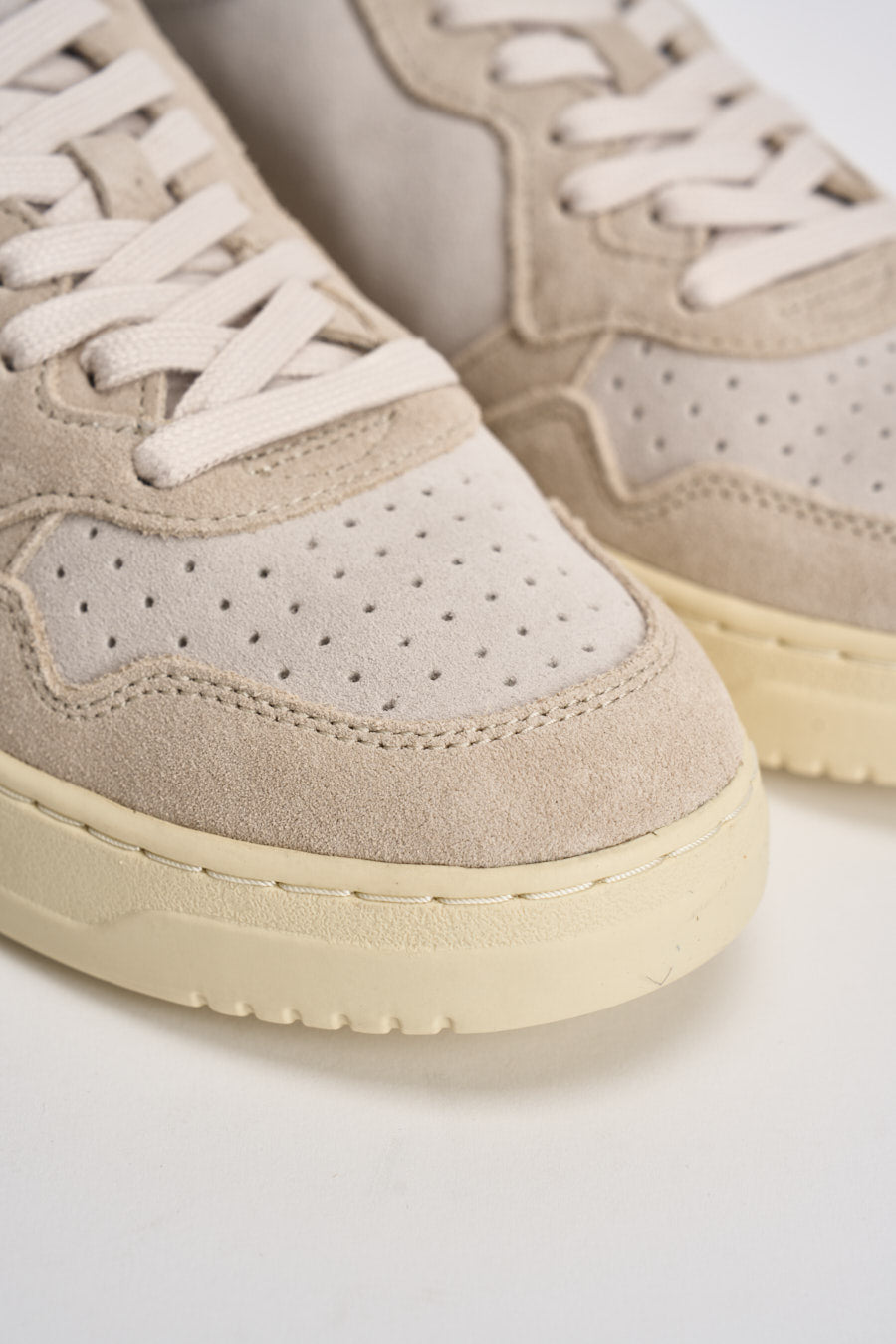 Sneakers uomo Medalist Low in suede grigio AULM TS29 AUTRY 