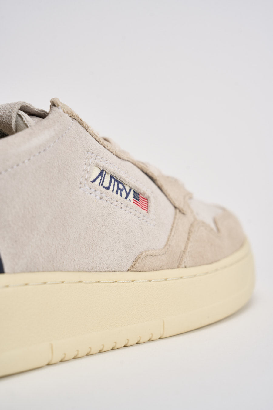 Sneakers uomo Medalist Low in suede grigio AULM TS29 AUTRY 