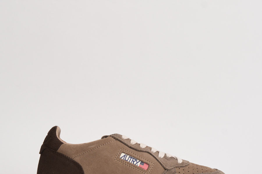 Sneakers uomo Medalist Low in suede marrone AULM TS41 AUTRY 