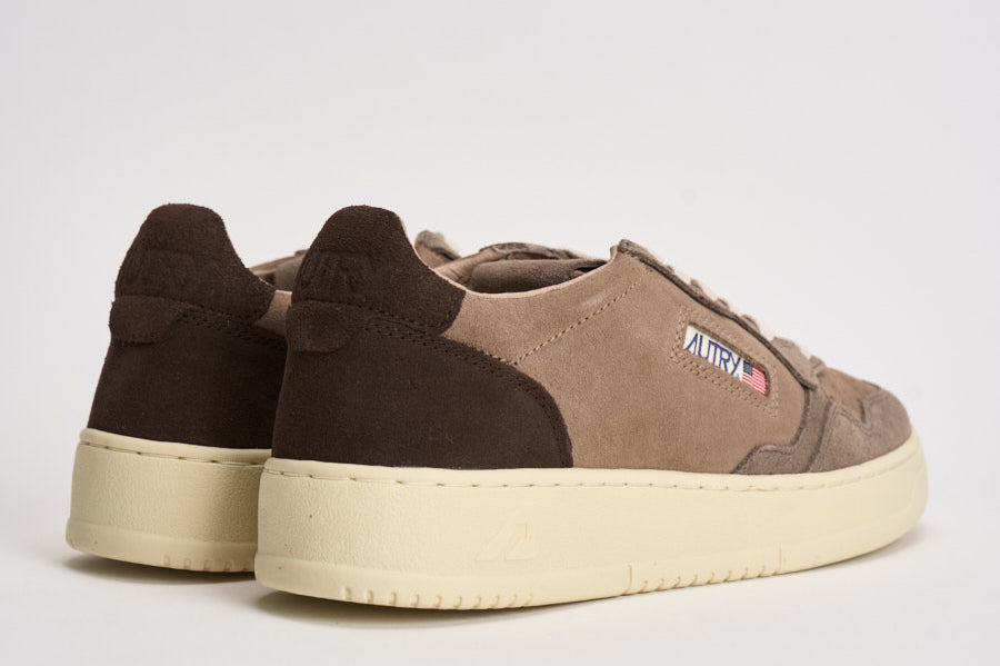 Sneakers uomo Medalist Low in suede marrone AULM TS41 AUTRY 
