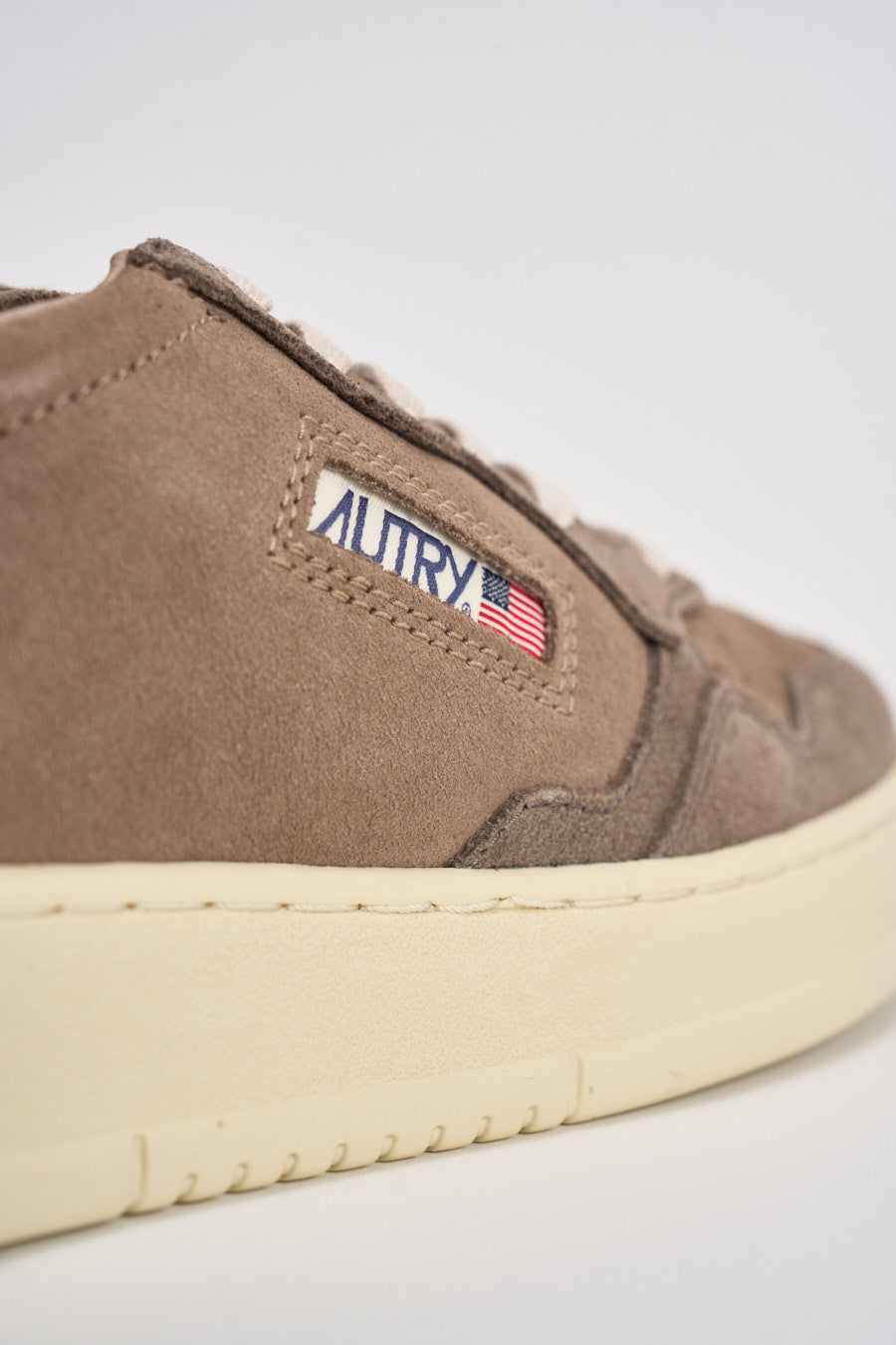 Sneakers uomo Medalist Low in suede marrone AULM TS41 AUTRY 