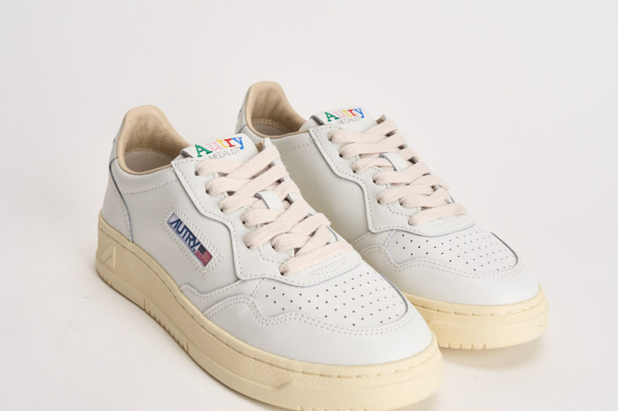 Sneakers donna Medalist Low bianca AULW BG01 AUTRY 