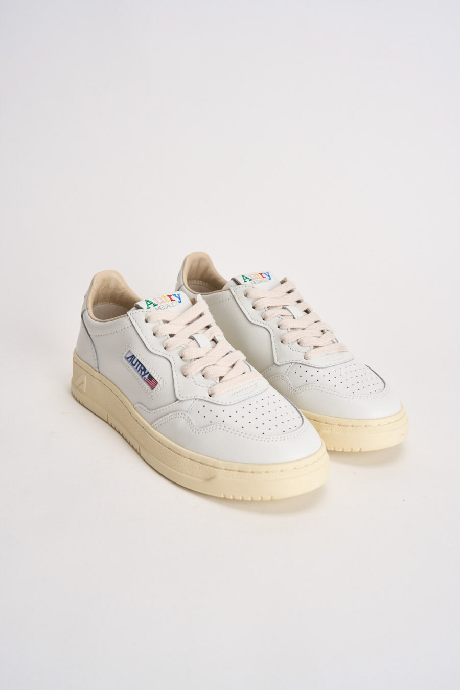 Sneakers donna Medalist Low bianca AULW BG01 AUTRY 