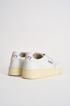Sneakers donna Medalist Low bianca AULW BG01 AUTRY 