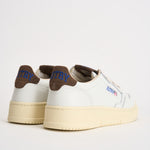 Sneakers Medalist Low donna bianche e moro AULW HJ03 AUTRY 