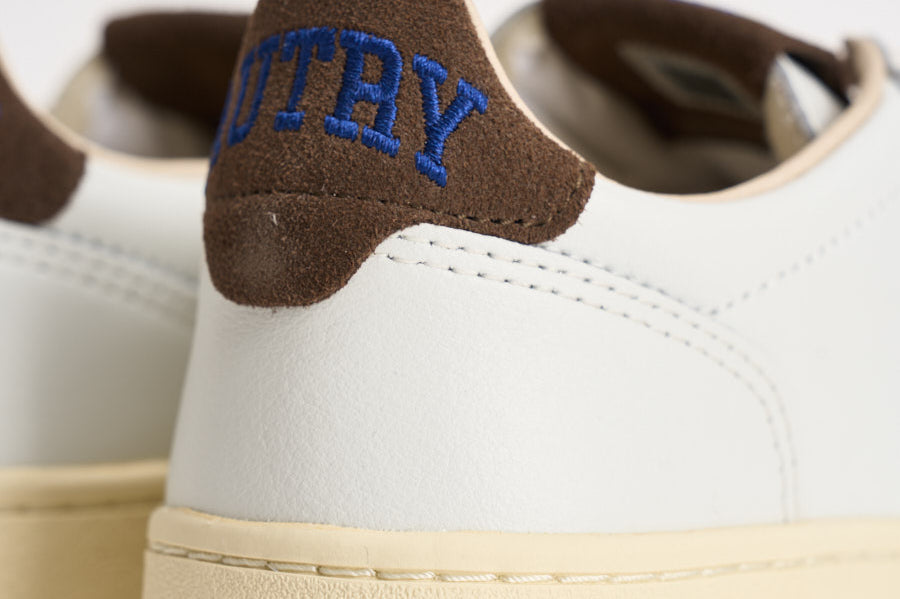 Sneakers Medalist Low donna bianche e moro AULW HJ03 AUTRY 