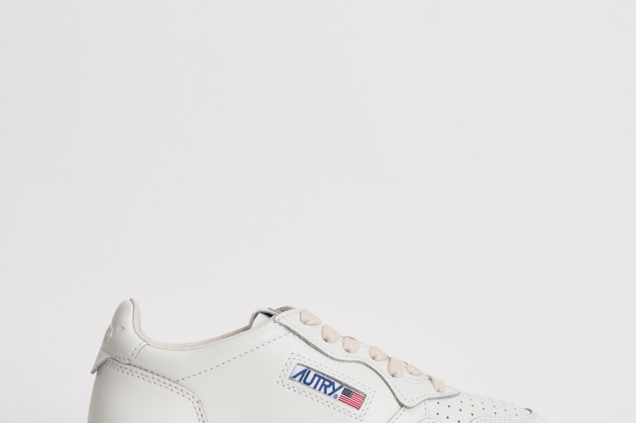 Sneakers donna Medalist Low bianca AULW LL15 AUTRY 