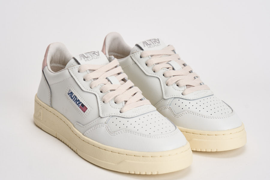 Sneakers Medalist Low donna bianca e rosa AULW LL16 AUTRY 