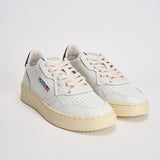 Sneakers donna Medalist bianca e nera AULW LL22 AUTRY 