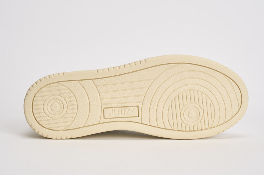 Sneakers donna Medalist bianca e nera AULW LL22 AUTRY 