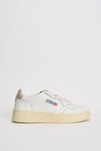 Sneakers Medalist donna bianca e sabbia AULW LL27 AUTRY 