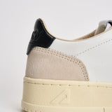 Sneakers donna medalist low in suede e nera AULW LS21 AUTRY 