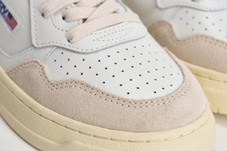 Sneakers donna medalist low in suede e rosa AULW LS37 AUTRY 