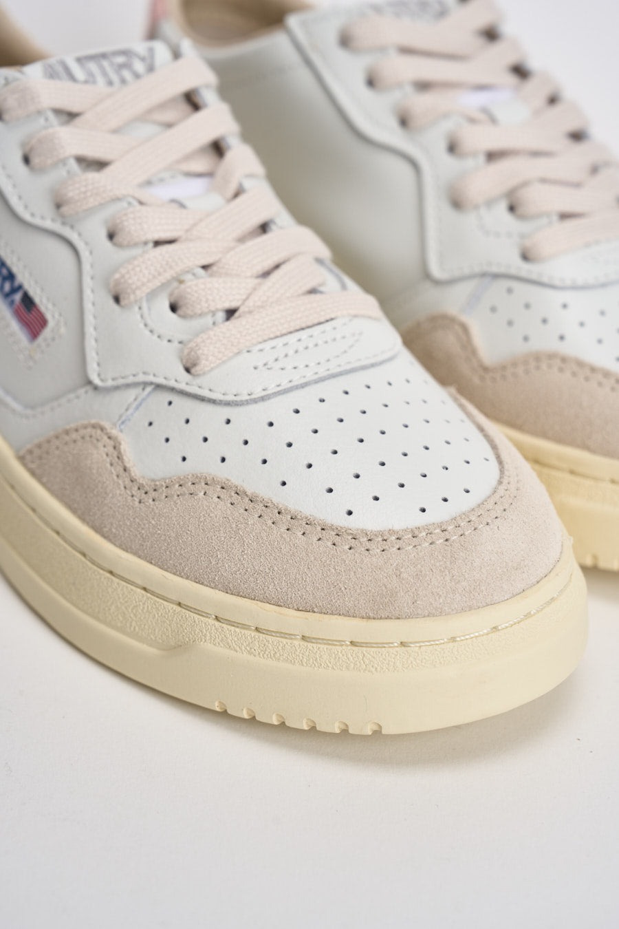 Sneakers donna medalist low in suede e rosa AULW LS37 AUTRY 