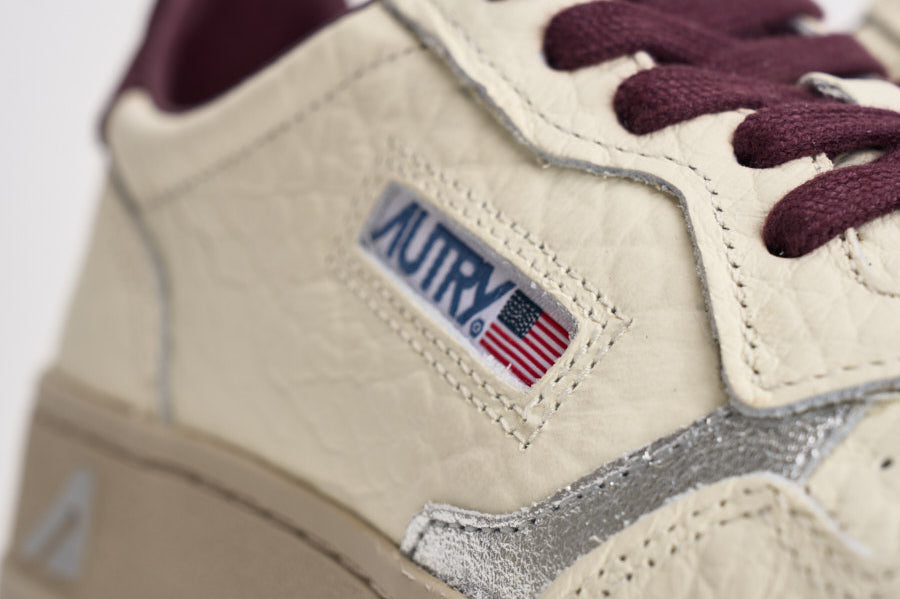 Sneakers donna Medalist panna e bordeaux AULW NE19 AUTRY 