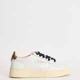 Sneakers donna Medalist Low bianca e animalier AULW OC02 AUTRY 