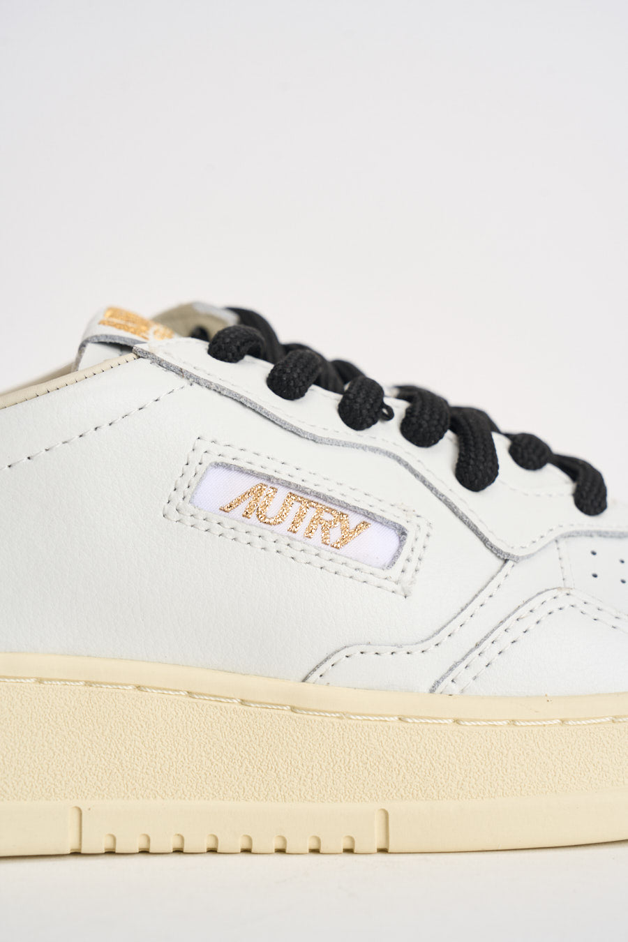 Sneakers donna Medalist Low bianca e animalier AULW OC02 AUTRY 