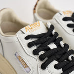 Sneakers donna Medalist Low bianca e animalier AULW OC02 AUTRY 