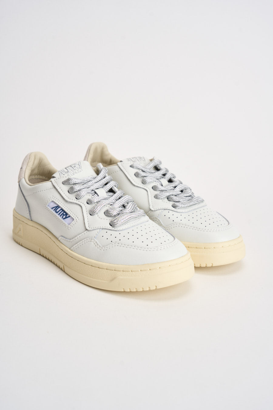 Sneakers donna Medalist bianca e cipria AULW SW03 AUTRY 