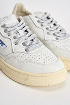 Sneakers donna Medalist bianca e cipria AULW SW03 AUTRY 
