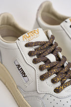 Sneakers donna Medalist bianca e bronzo AULW SW05 AUTRY 
