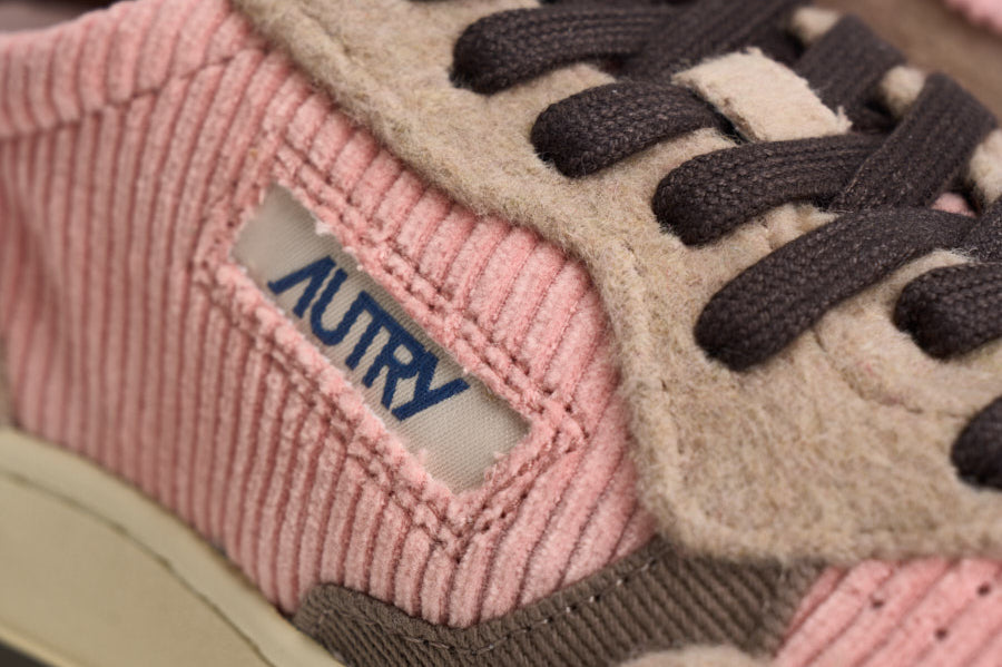 Sneakers Medalist low donna in velluto rosa AULW V101 AUTRY 