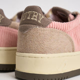 Sneakers Medalist low donna in velluto rosa AULW V101 AUTRY 