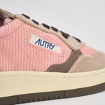 Sneakers Medalist low donna in velluto rosa AULW V101 AUTRY 