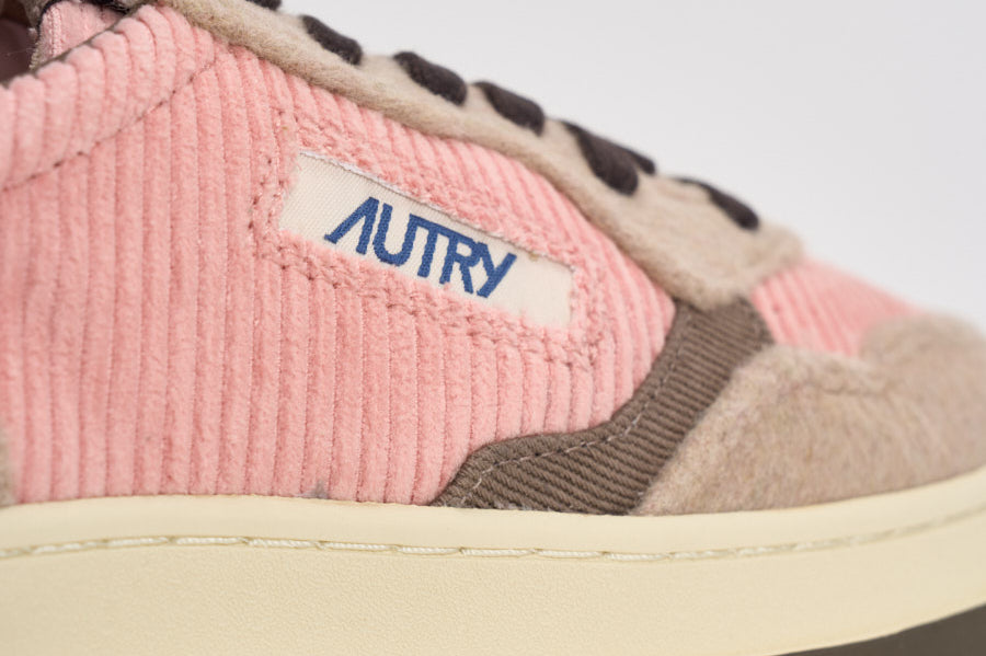 Sneakers Medalist low donna in velluto rosa AULW V101 AUTRY 