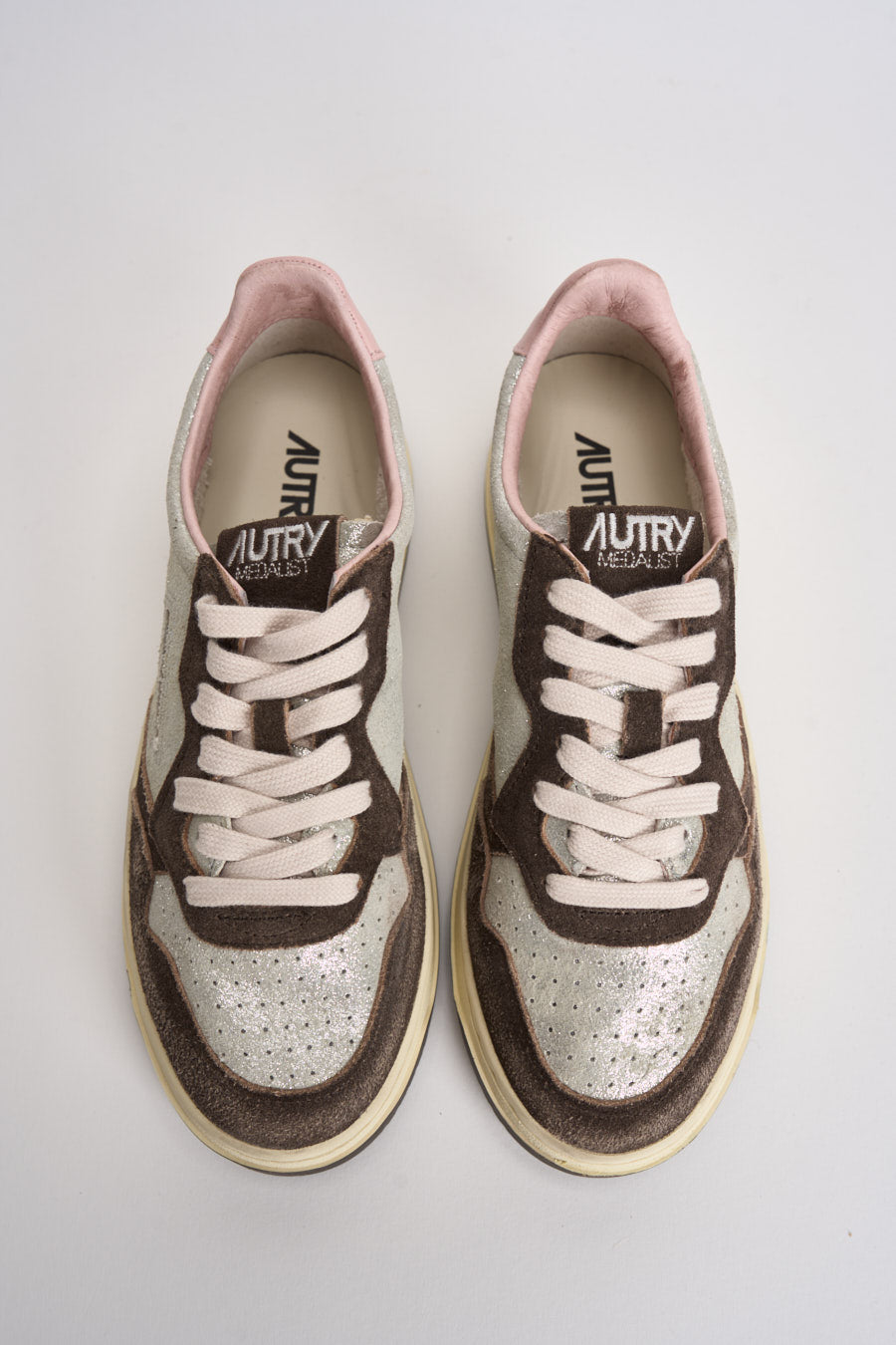 Sneakers donna Medalist Low argento e marrone AULW YB02 AUTRY 