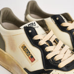 Sneakers uomo Super Vintage bianca, nera e verde militare AVLM SV06 AUTRY 