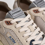 Sneakers uomo Hyperway Low in suede sabbia e blu HYLM CI05 AUTRY 