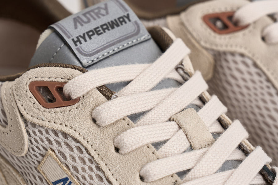 Sneakers uomo Hyperway Low in suede sabbia e blu HYLM CI05 AUTRY 