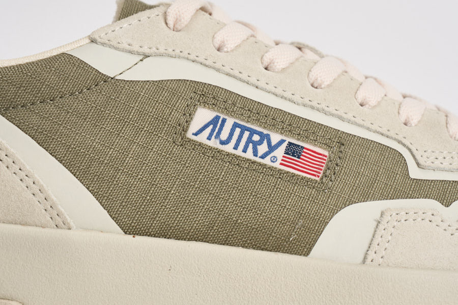 Sneakers uomo Wildpace in suede beige e verde LDLM CO03 AUTRY 
