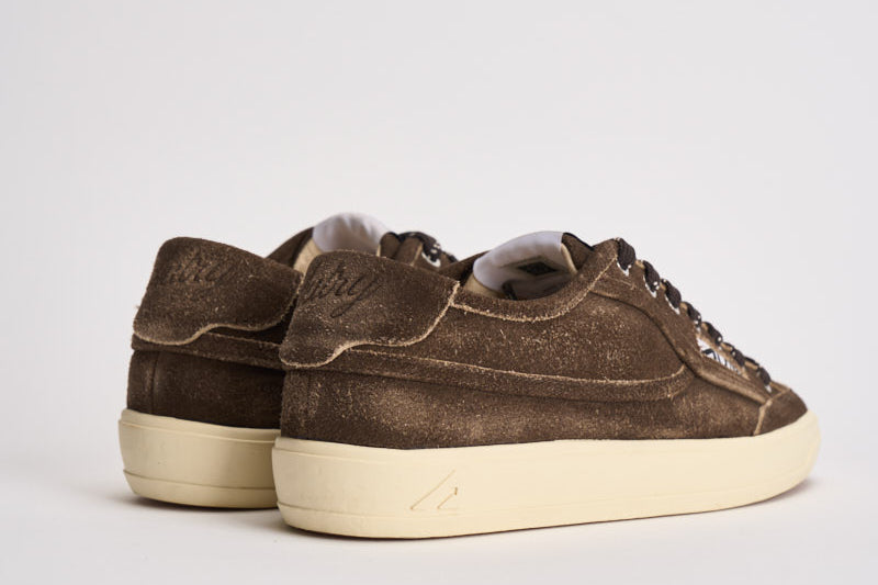 Sneakers donna Windscape Low marrone Mustang SCLW KQ02 AUTRY 