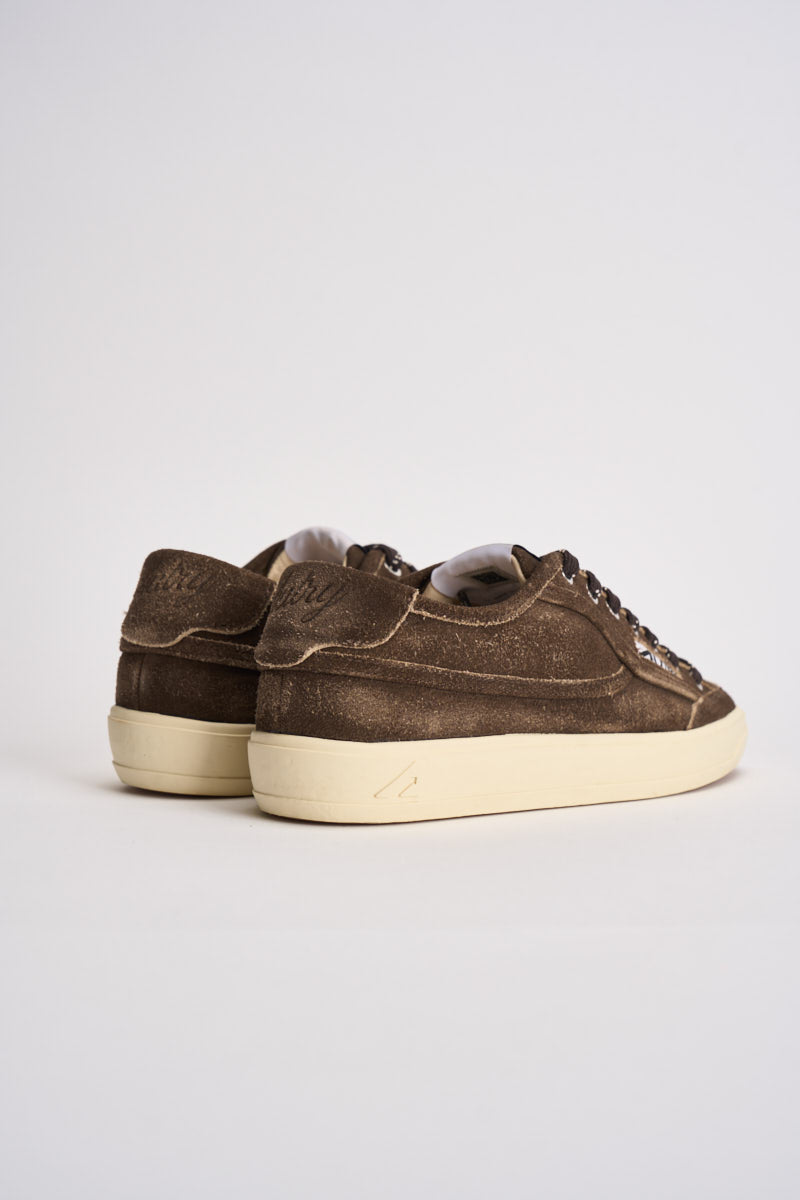 Sneakers donna Windscape Low marrone Mustang SCLW KQ02 AUTRY 