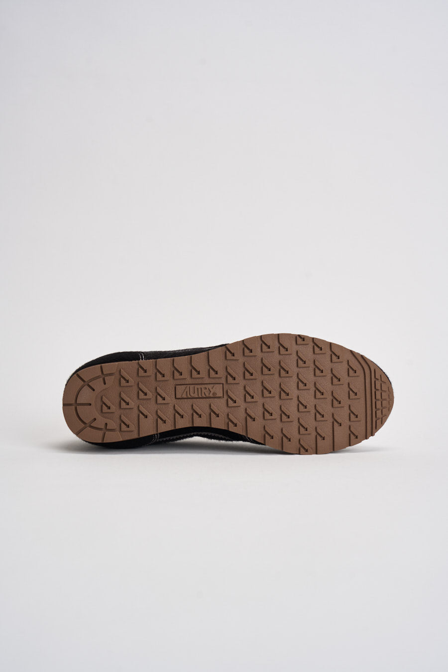 Sneakers donna Windspin in suede nera WSLW BN01 AUTRY 