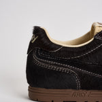 Sneakers donna Windspin in suede nera WSLW BN01 AUTRY 