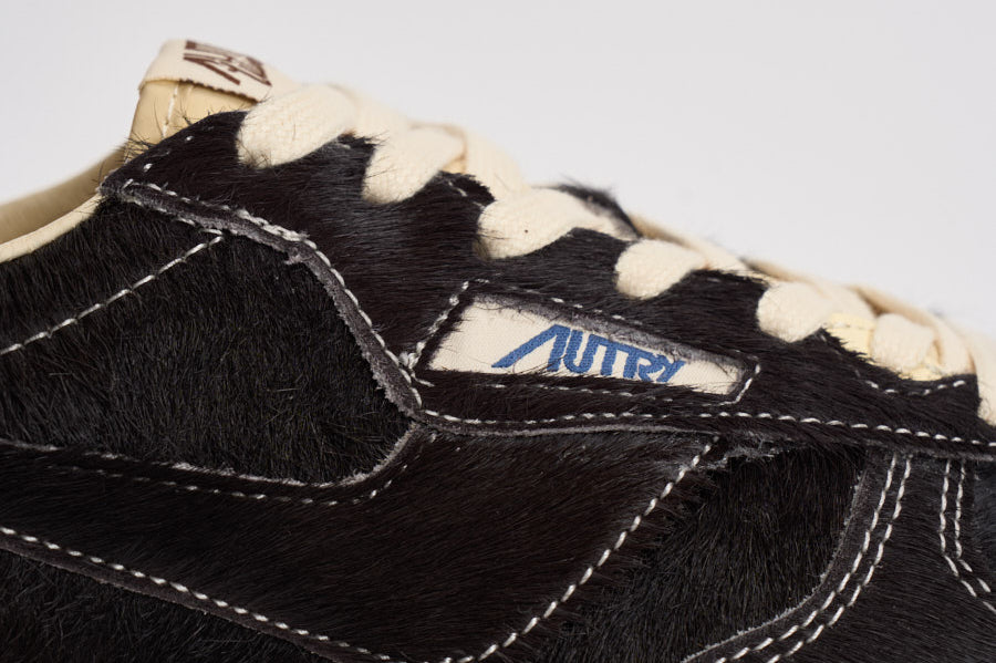 Sneakers donna Windspin in suede nera WSLW BN01 AUTRY 