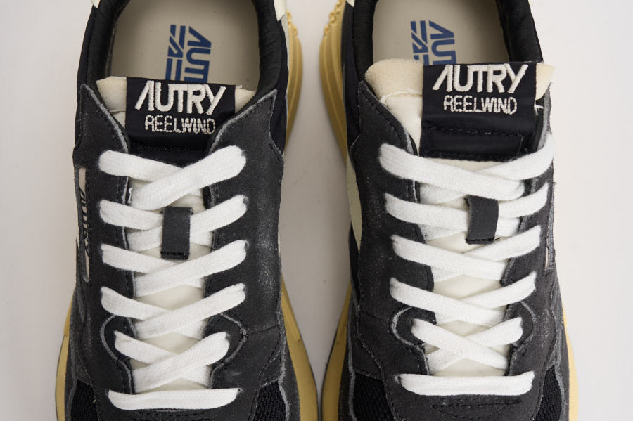 Sneakers uomo Reelwind bianca e grigia WWLM GQ07 AUTRY 