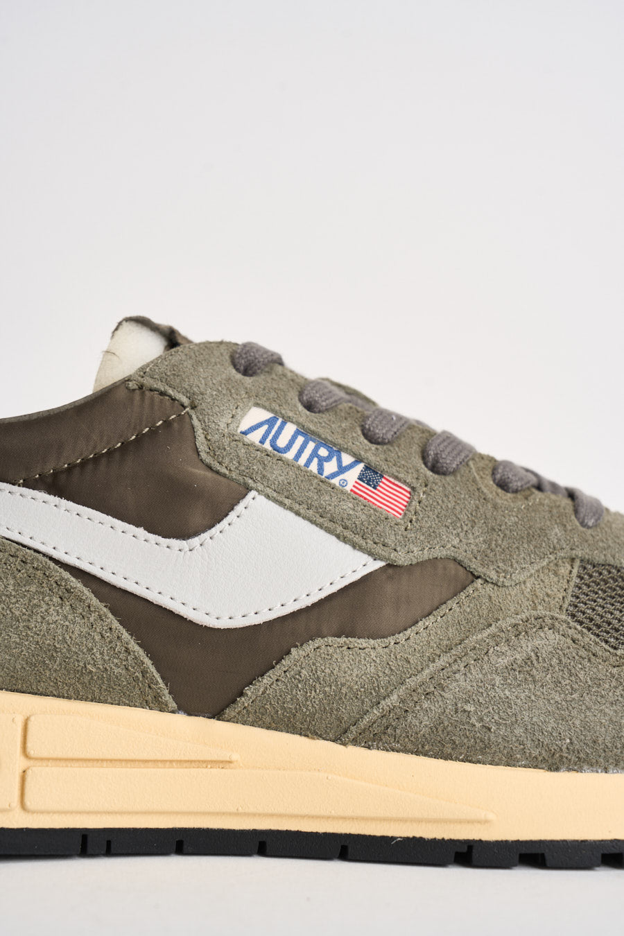 Sneakers uomo reelwind low verde militare WWLM UT52 AUTRY 