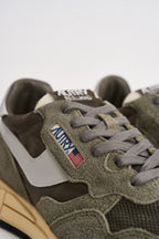 Sneakers uomo reelwind low verde militare WWLM UT52 AUTRY 