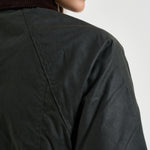 Giacca donna Beadnell Waxed verde petrolio e marrone LWX1403 SG51 BARBOUR 