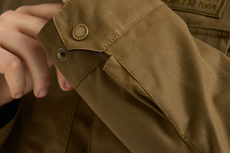 Giubbotto uomo cerato verde oliva MWX1853 SN32 BARBOUR INTERNATIONAL 
