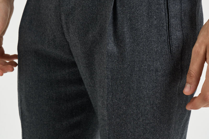 Pantalone uomo con pinces grigio scuro RETRO RD5470DKGREY BERWICH 