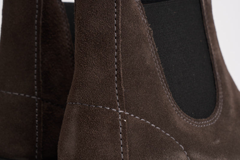 Stivaletto uomo 2413 in suede marrone 2413 DARKGREY BLUNDSTONE 