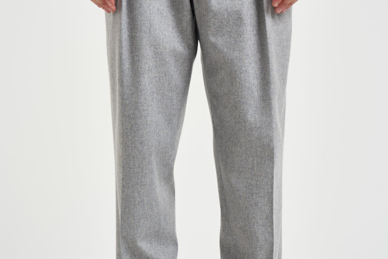 Pantalone uomo sartoriale in lana grigio chiaro BELLOS 40019140 BRIGLIA 