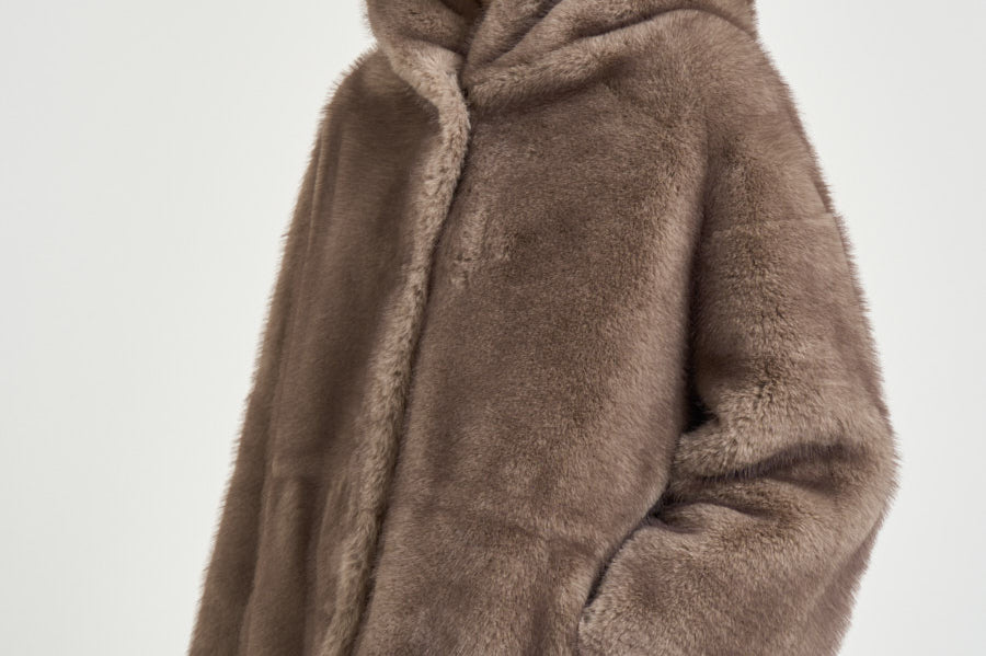 Giacca donna in pelliccia con cappuccio taupe 7363 V05TAUPE BULLY 