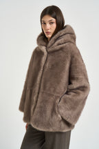 Giacca donna in ecopelliccia con cappuccio taupe 7363 V05TAUPE BULLY 