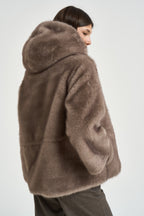 Giacca donna in ecopelliccia con cappuccio taupe 7363 V05TAUPE BULLY 